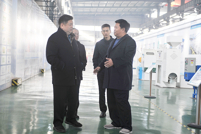 魯花集團(tuán)執(zhí)行總裁杜祖波一行蒞臨華泰智能裝備集團(tuán)考察調(diào)研